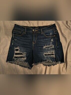 Judy Blue Indigo Ripped Denim Shorts with Frayed Hem Sz L